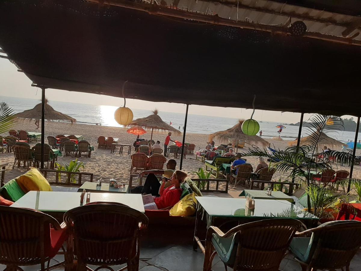 普特南奥姆珊迪豪华帐篷 Patnem Beach 外观 照片